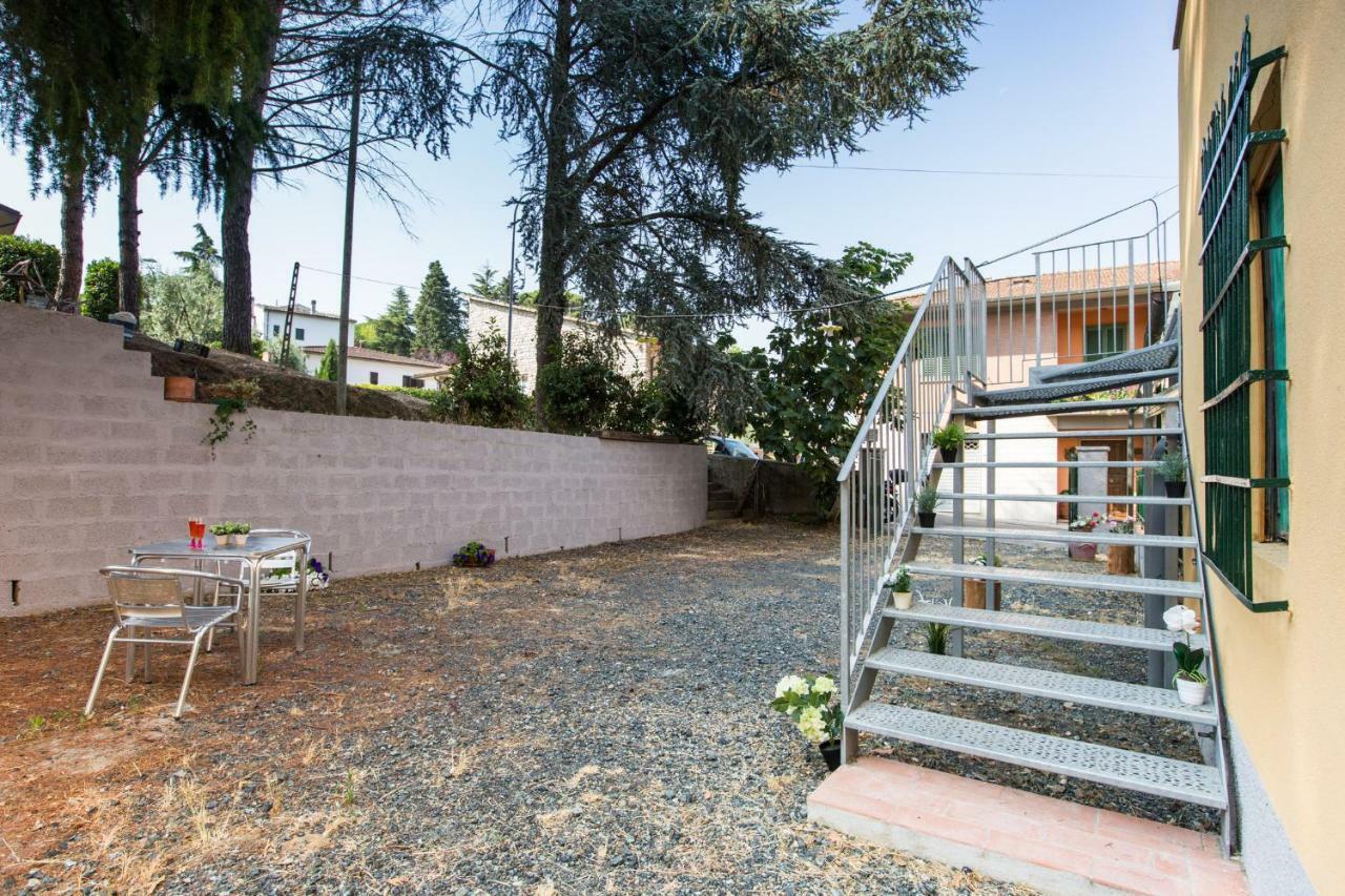 Casa Donatella Apartment Montecchio  Luaran gambar