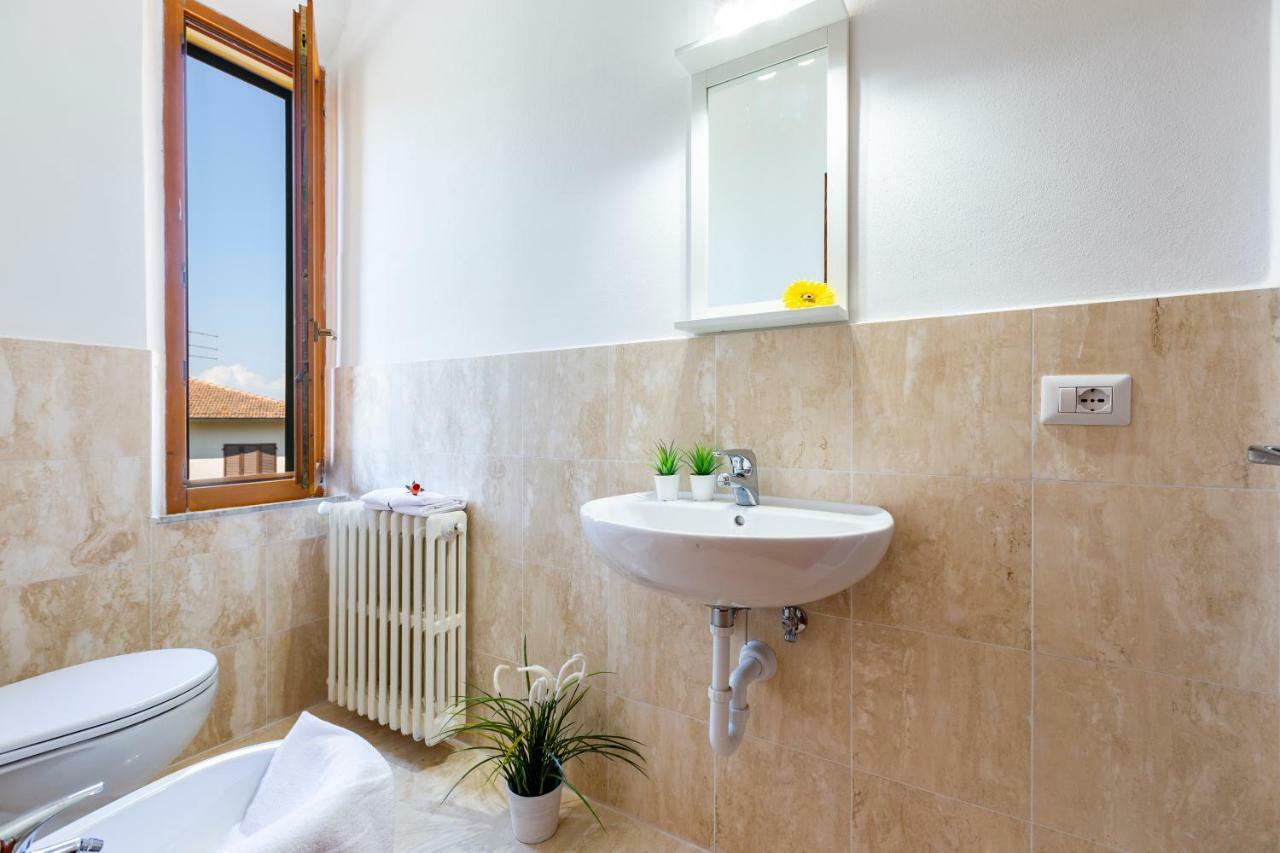 Casa Donatella Apartment Montecchio  Luaran gambar